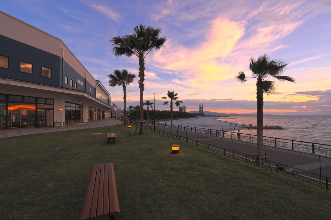 Omo Kansai Airport By Hoshino Resorts Izumisano Exterior photo Sunset at the seaside of Izu